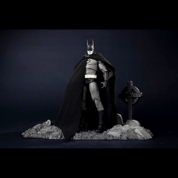 Batman: Year Two DC Multiverse Gold Label Batman BBTS Exclusive Limited Black & White Accent Edition