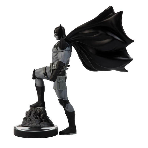 Batman Black & White Batman (Mitch Gerads) 1/10 Scale Limited Edition Statue