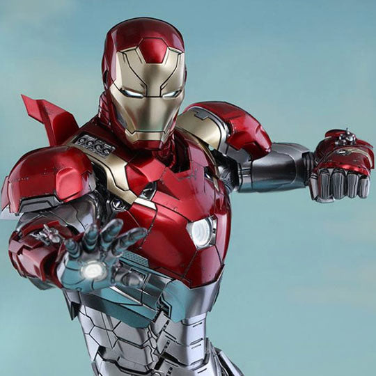 Spider-Man: Homecoming MMS427 D19 Iron Man (Mark XLVII) 1/6th Scale Collectible Diecast Figure ( opened item )