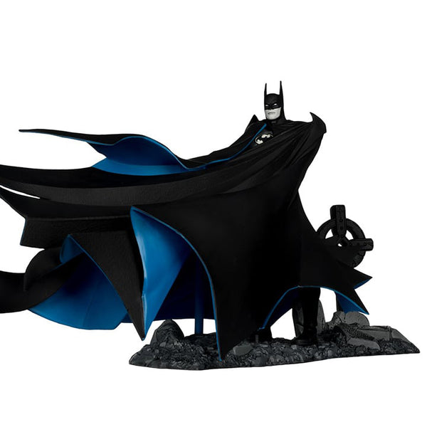 Batman: Year Two DC Multiverse Gold Label Batman BBTS Exclusive Limited Black & White Accent Edition