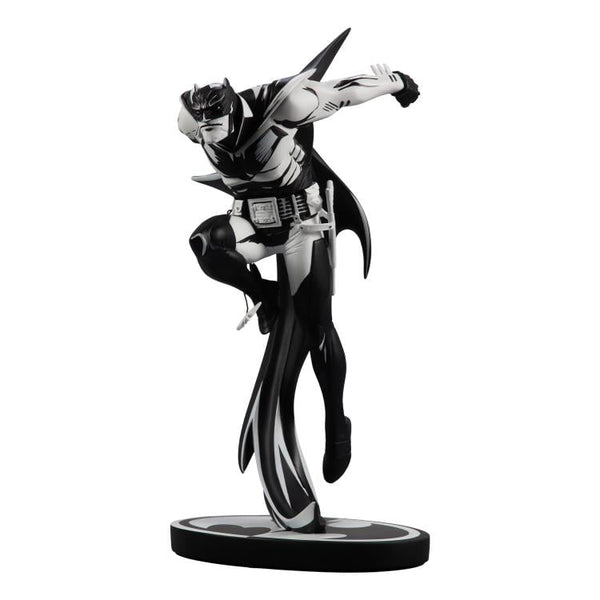 Batman: White Knight Batman Black & White Batman (Sean Murphy Sketch Edition) 1/10 Scale Limited Edition Statue