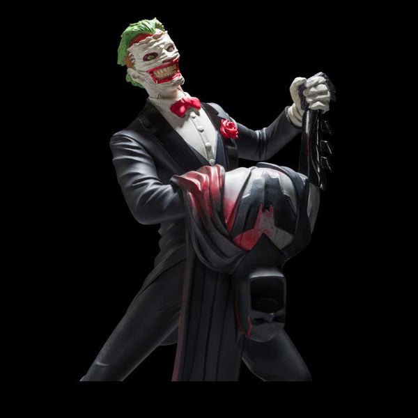 The Joker & Batsuit (Greg Capullo) Limited Edition Statue