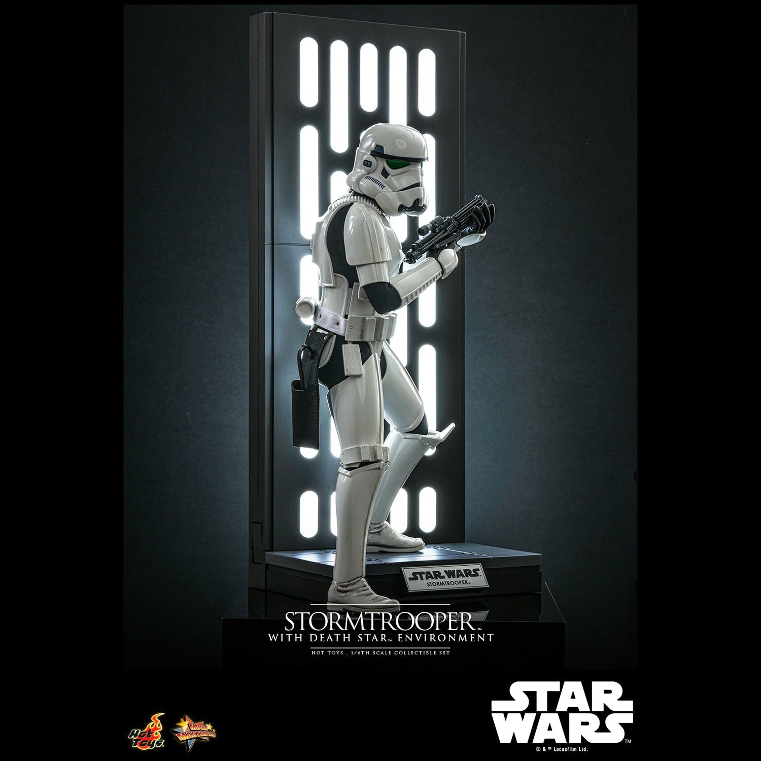 STORMTROOPER™ WITH DEATH STAR™ ENVIRONMENT - MMS736 ( OPEN ITEM )