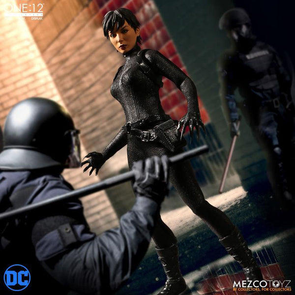 Catwoman - One:12 Collective