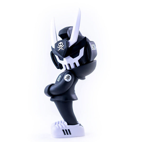 MEGATEQ OG CORE BLACK BY QUICCS - by Martian Toys: Signed by QUICCS